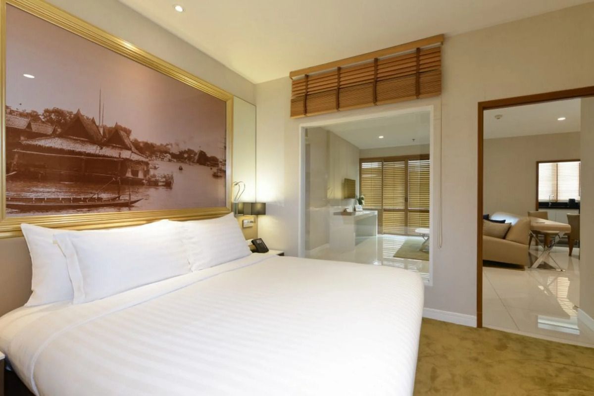 Отель Grande Centre Point Ploenchit