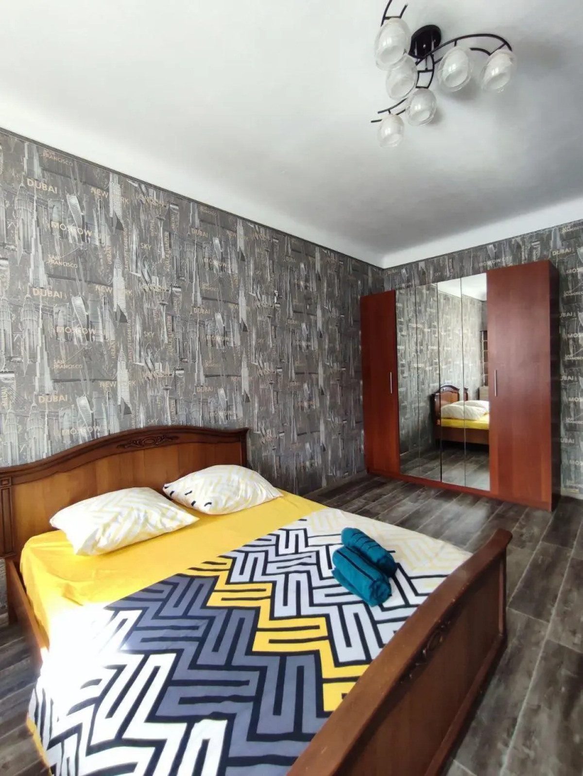 Апартаменты на Ленинградской