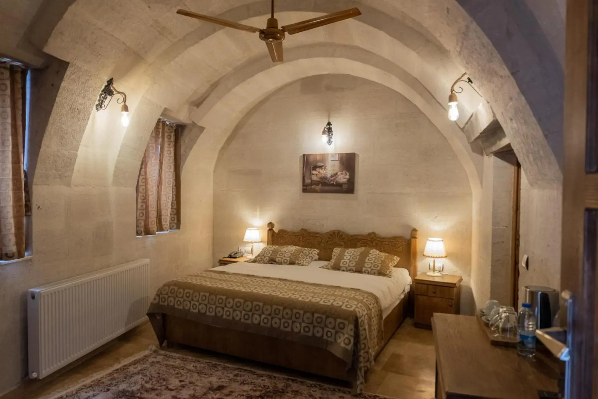 Grand Elite Cave Suites
