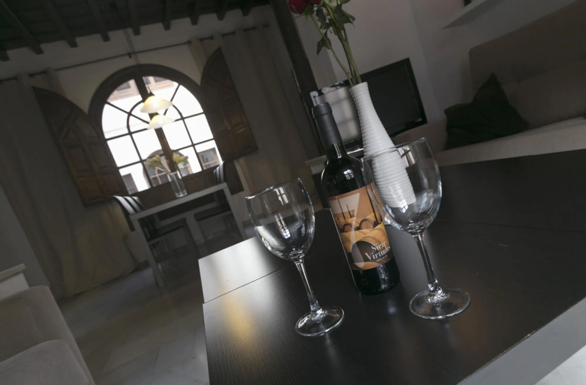 Shine Albayzín Hotel