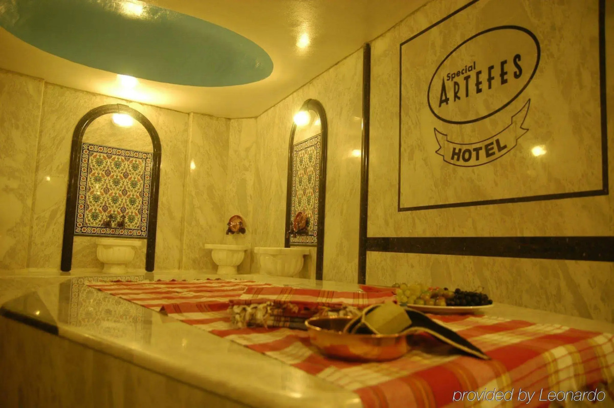 Artefes Hotel Old City