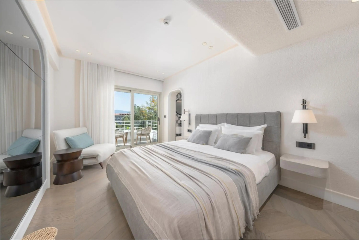 Yacht Classic Hotel - Boutique Class