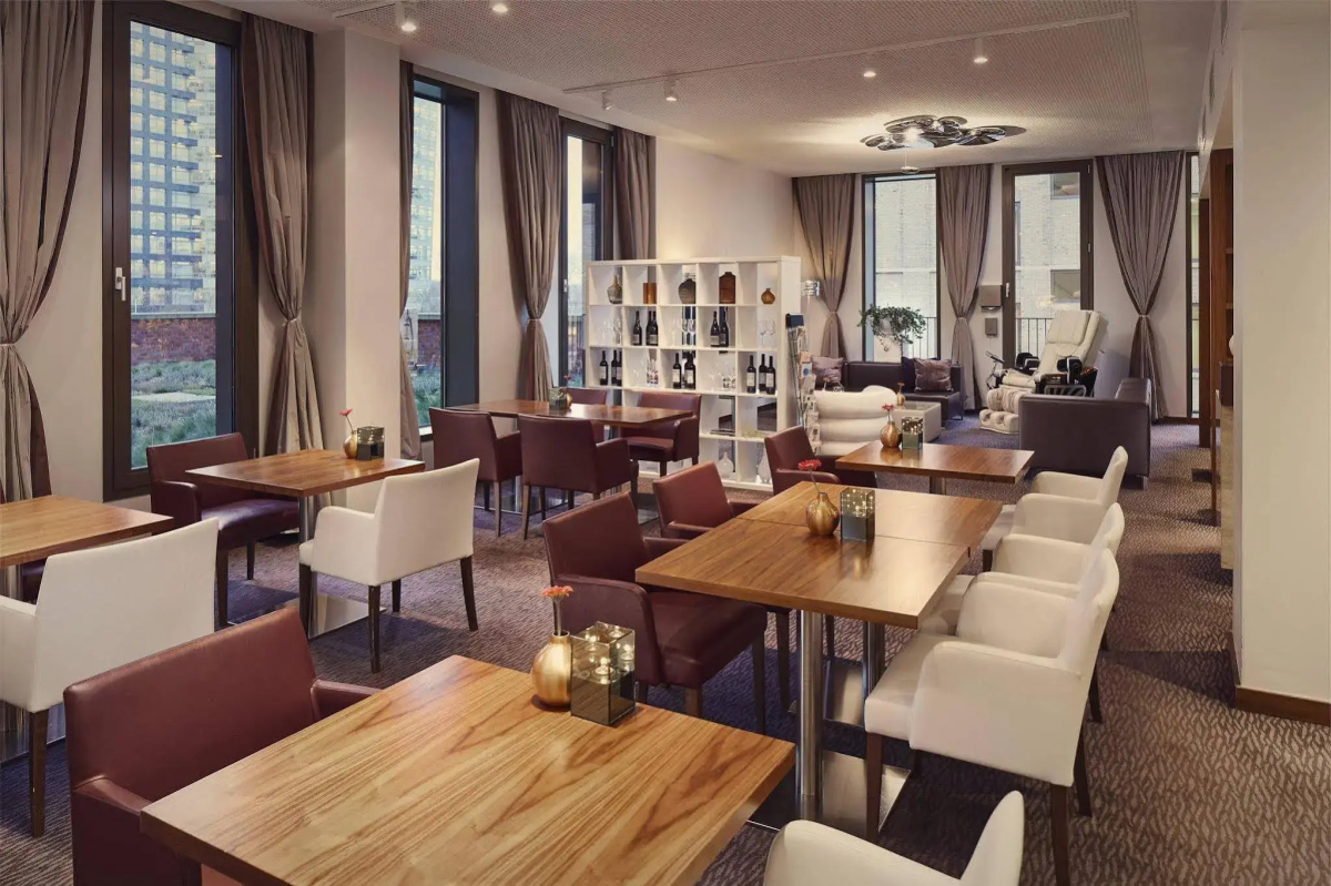 Crowne Plaza Amsterdam South by IHG