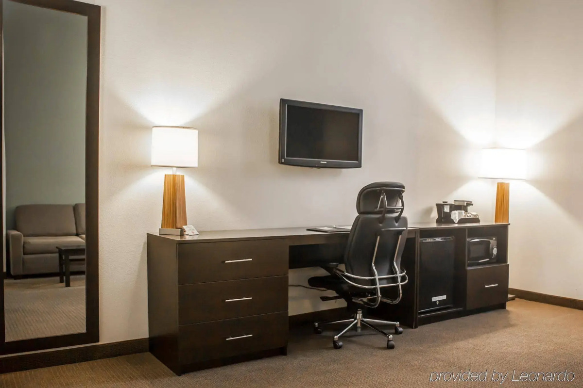 Sleep Inn & Suites Downtown Inner Harbor