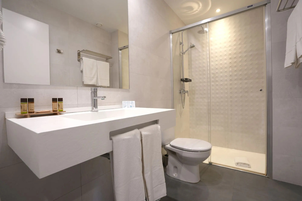 Hotel Windsor Tossa – Adults Only +16