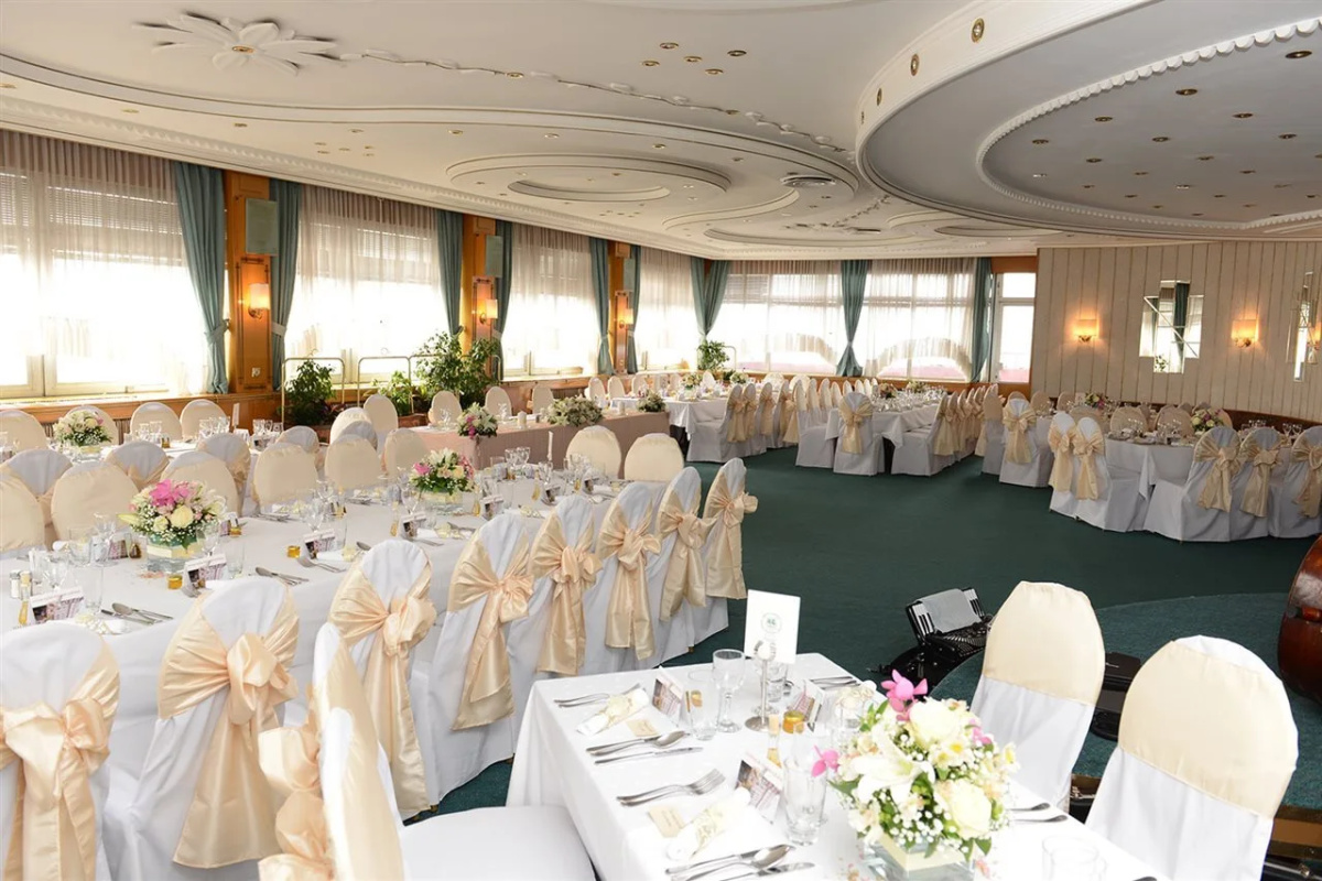 Palace Hotel