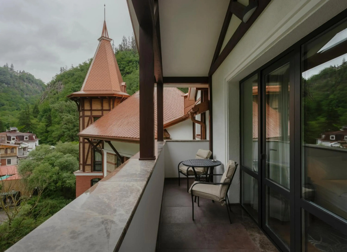 Отель Crowne Plaza Borjomi by IHG