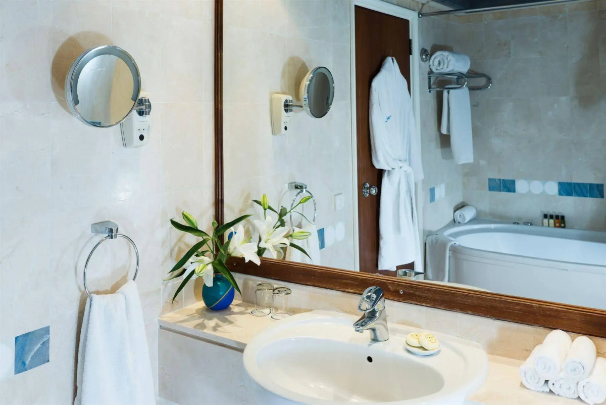 Coral Beach Hotel and Resort