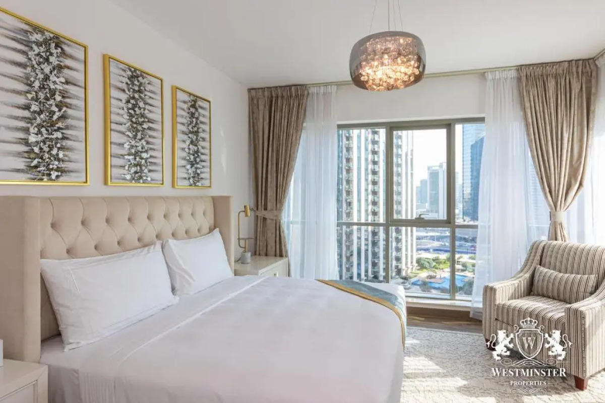 Westminster Boulevard Central - Burj Khalifa