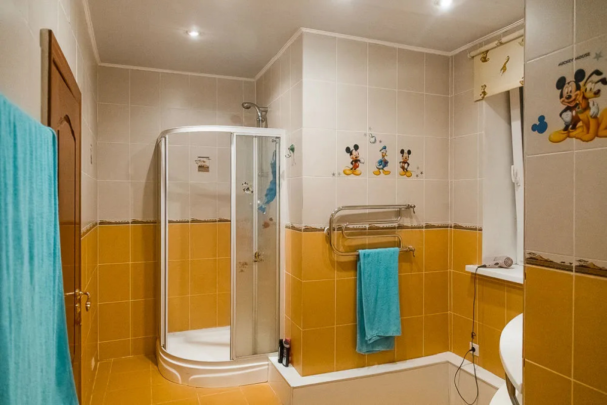 Лайк на Ленинградской