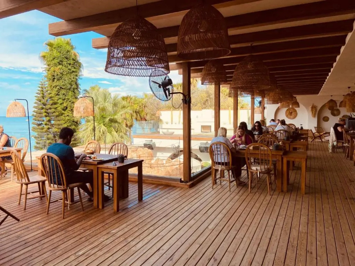 Kalia Beach Hotel Side