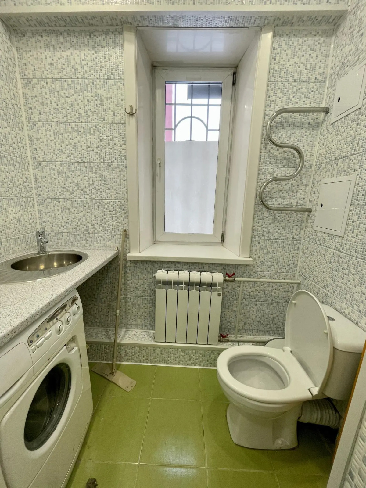 Рантье на улице Дыбовского