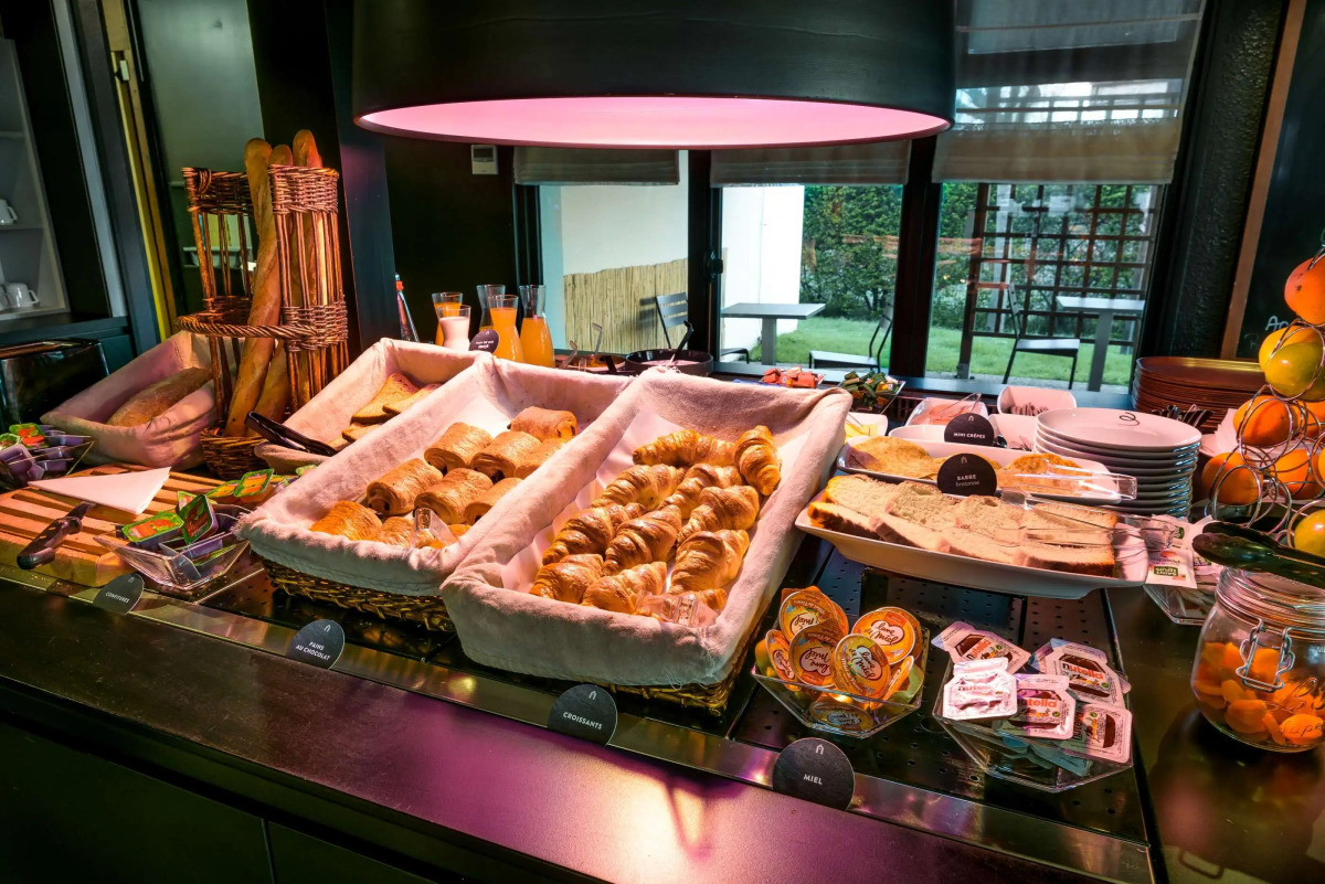 Hôtel Campanile Toulouse Nord - Sesquières