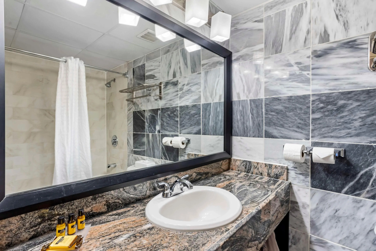 Best Western Plus Newark Airport West