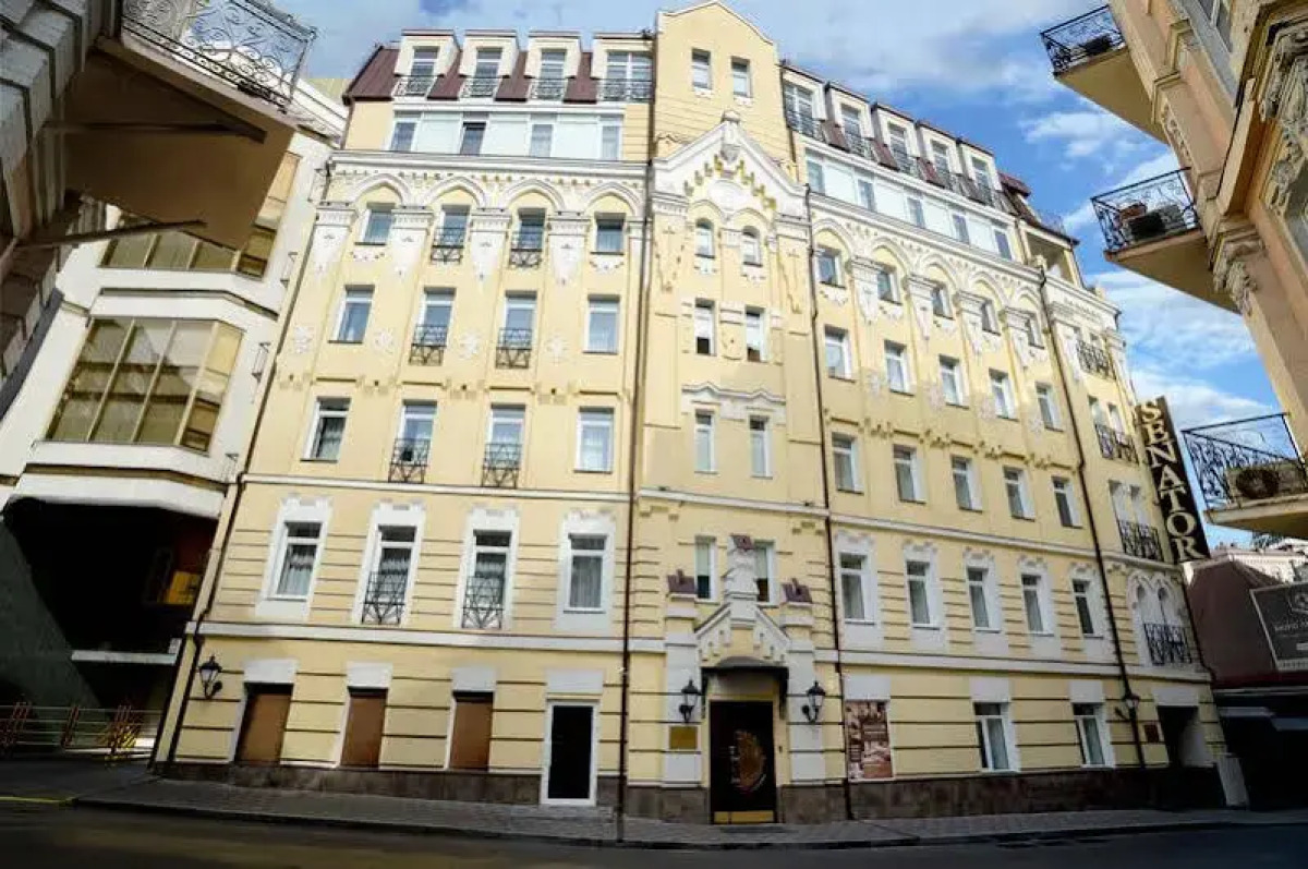 Отель Senator Maidan