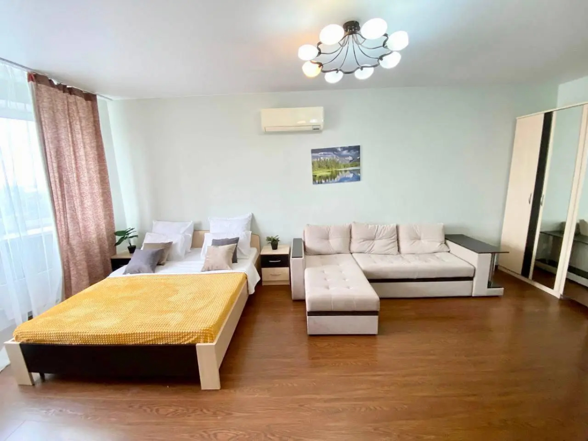 Sunny Days (Санни Дейз) на проспекте Октябрьский 1