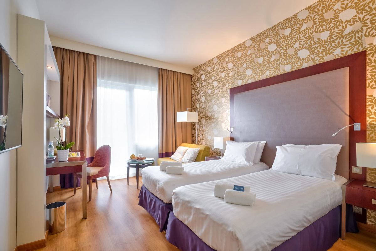 Отель Clarion Paris CDG Airport