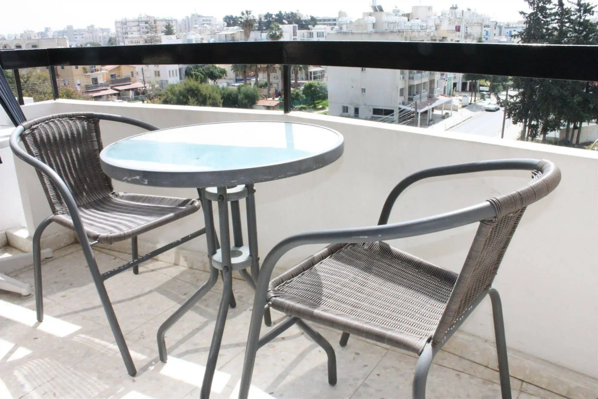 Tycoon Apartments