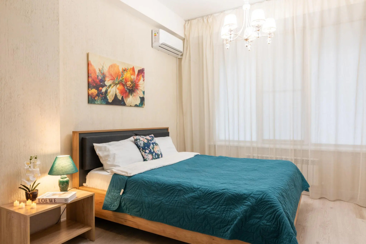 Bon voyage на улице Даниялова