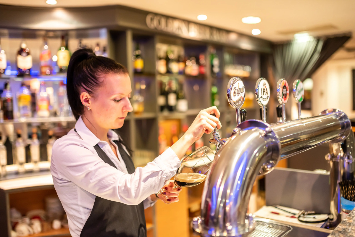 Отель East City