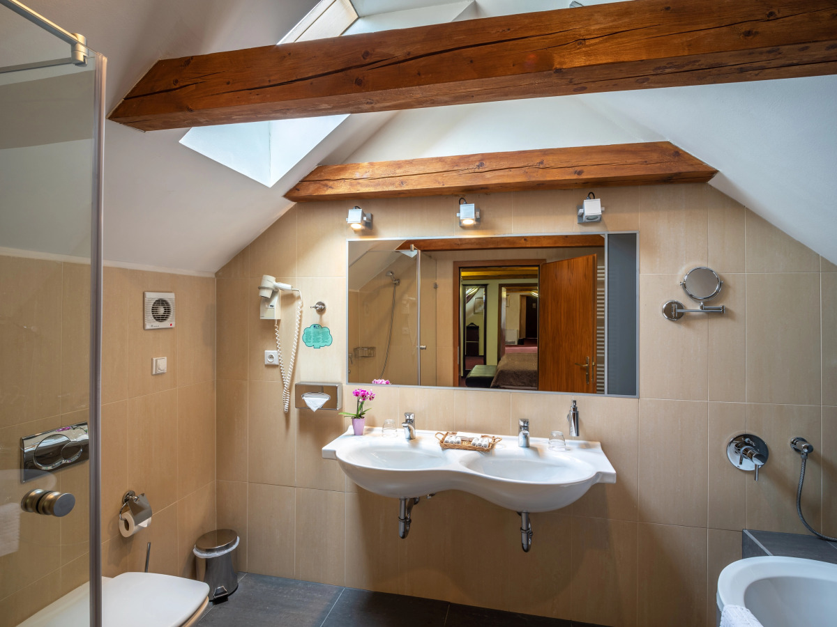 EA Embassy Prague Hotel