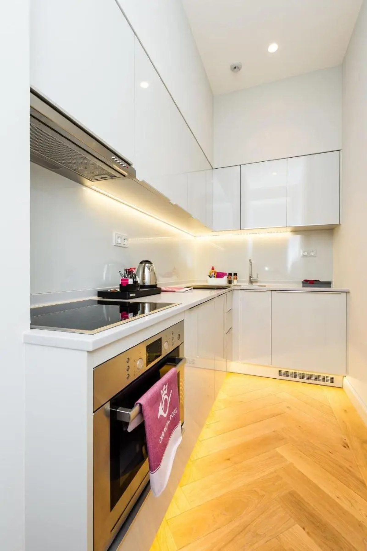 Old Royal Post Boutique Hotel & Premium Suites