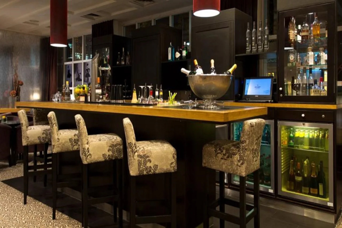 Отель The Q - Quadro City Hotel