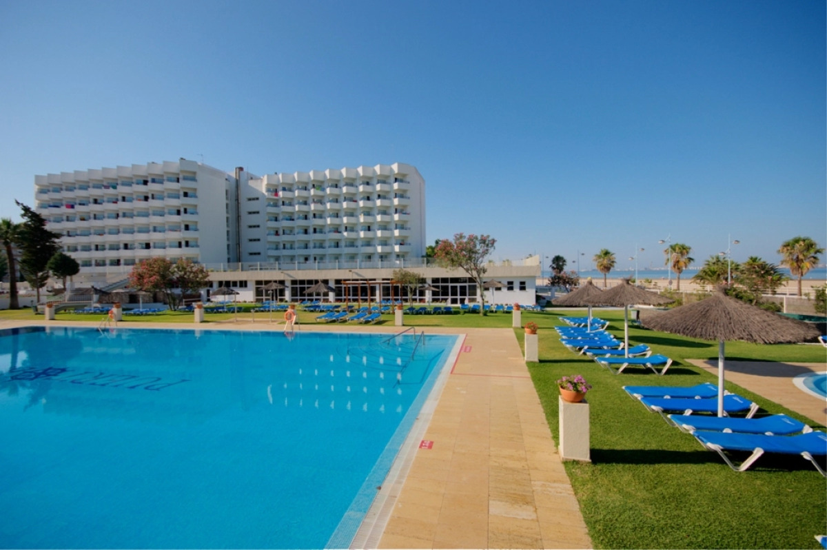 Hotel Puertobahia & Spa