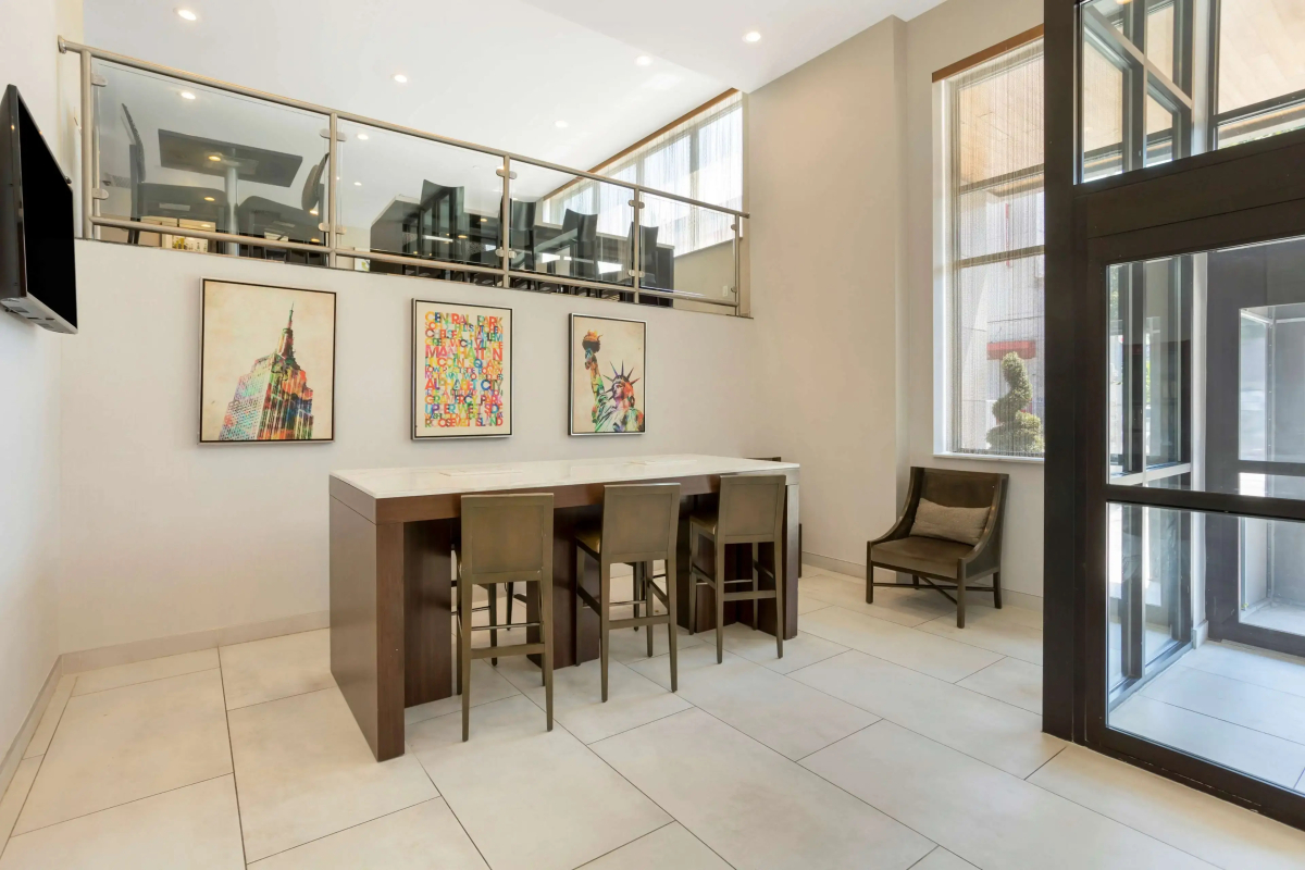 Best Western Plus Plaza Hotel