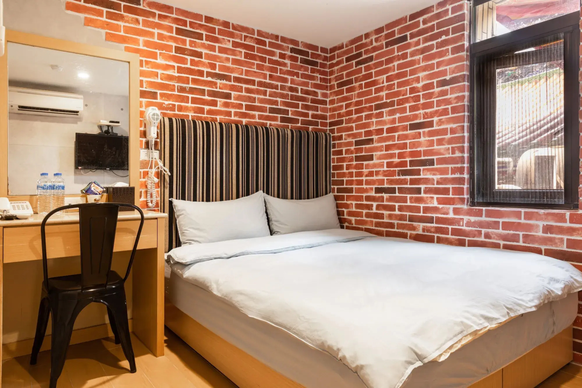Long Shan Hotel