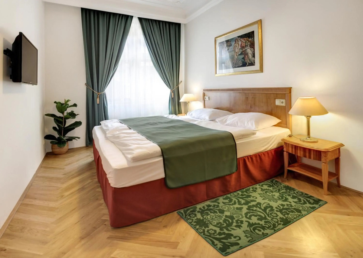 Grandhotel AMBASSADOR National House