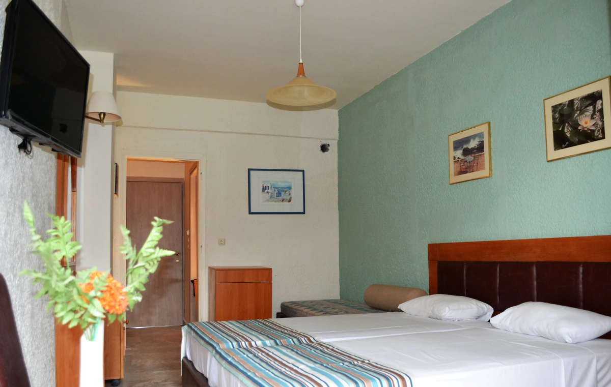 Sunset Beach Hotel