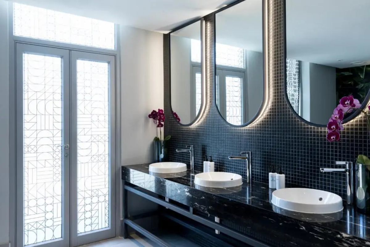 The Capital 15 on Orange Hotel & Spa