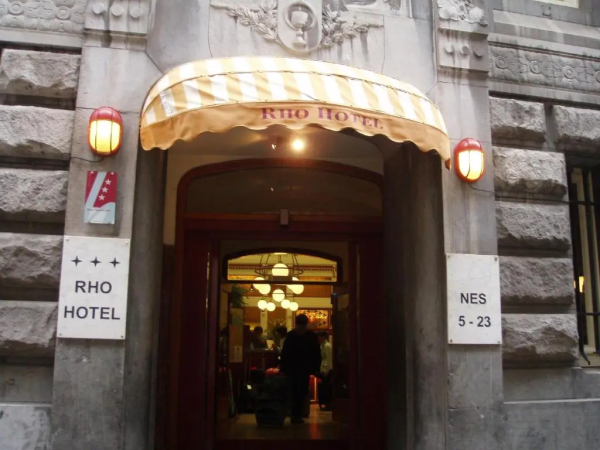Rho Hotel