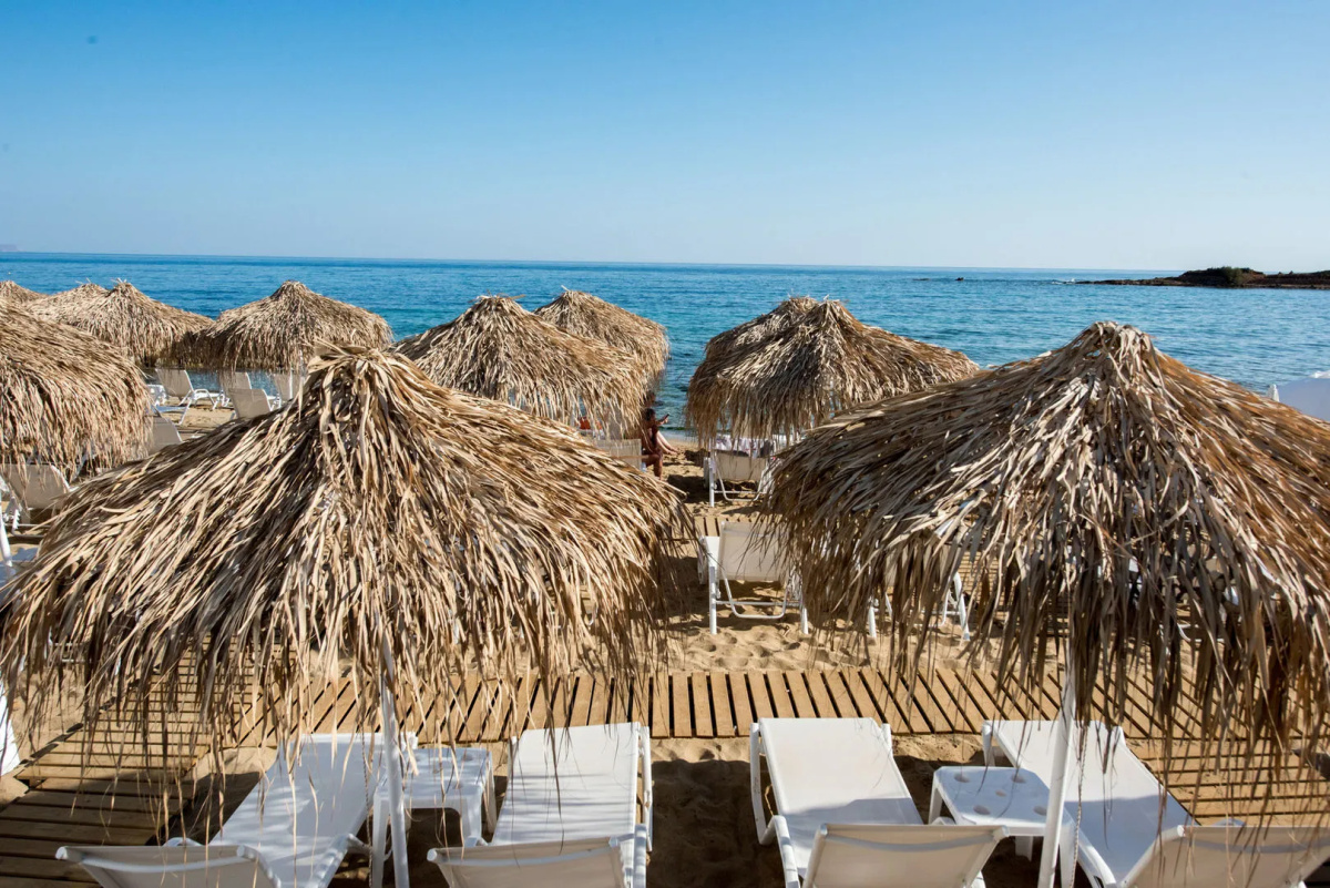 Enorme Ammos Beach