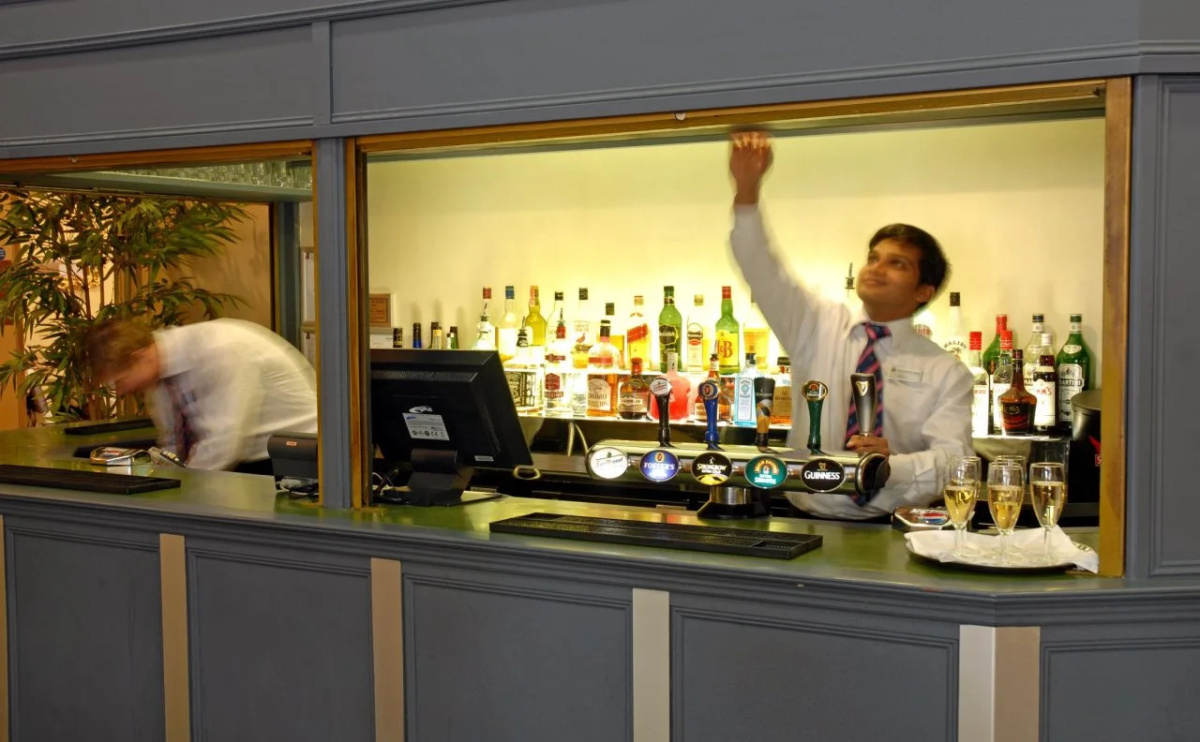 Antoinette Hotel Wimbledon