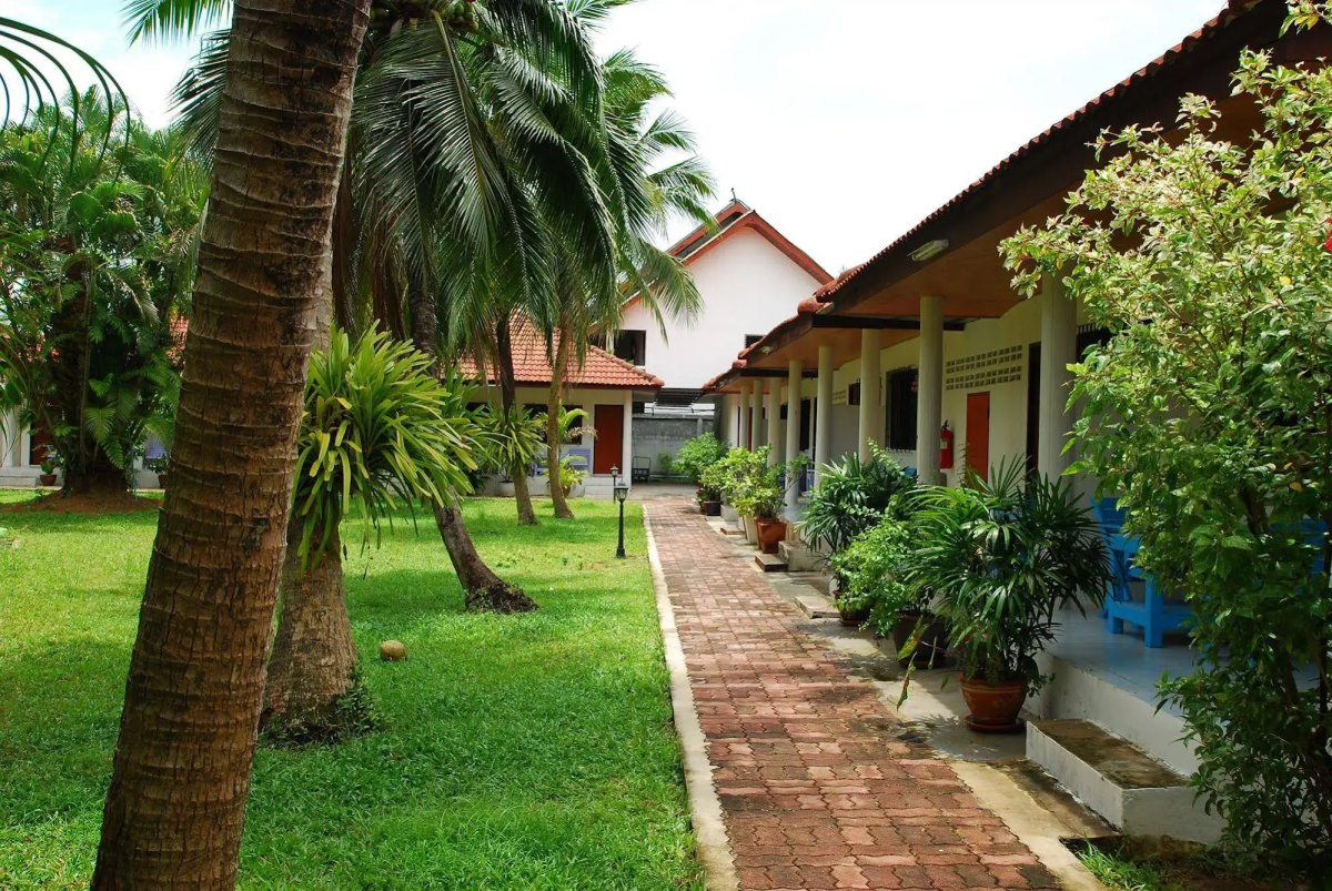 P.S2 Resort