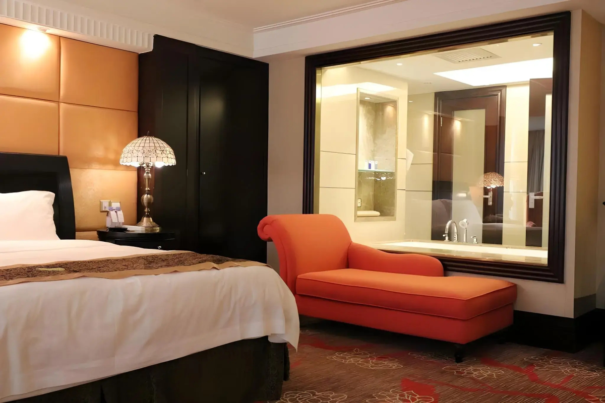 Royal Mediterranean Hotel