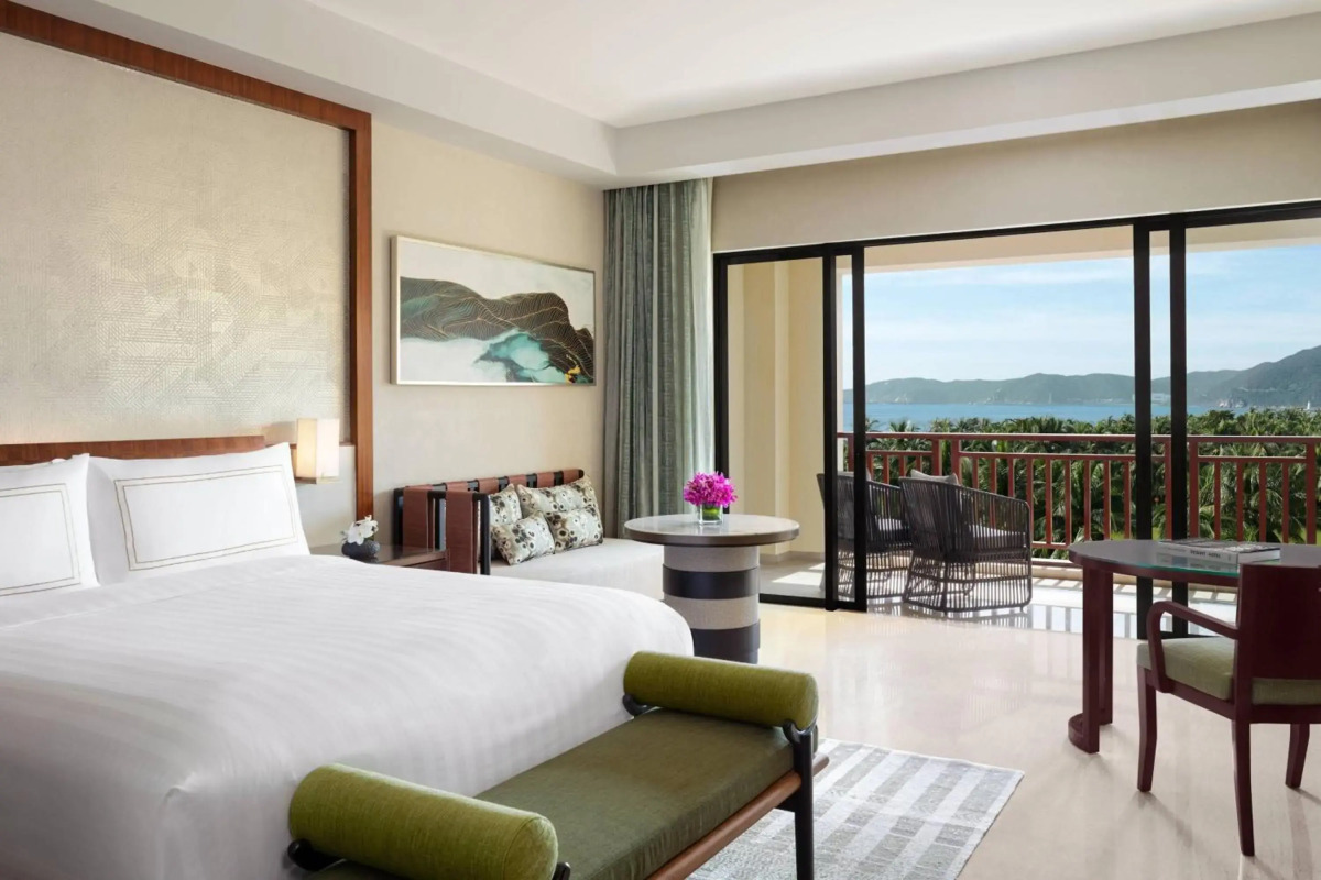Отель The Ritz-Carlton Sanya Yalong Bay