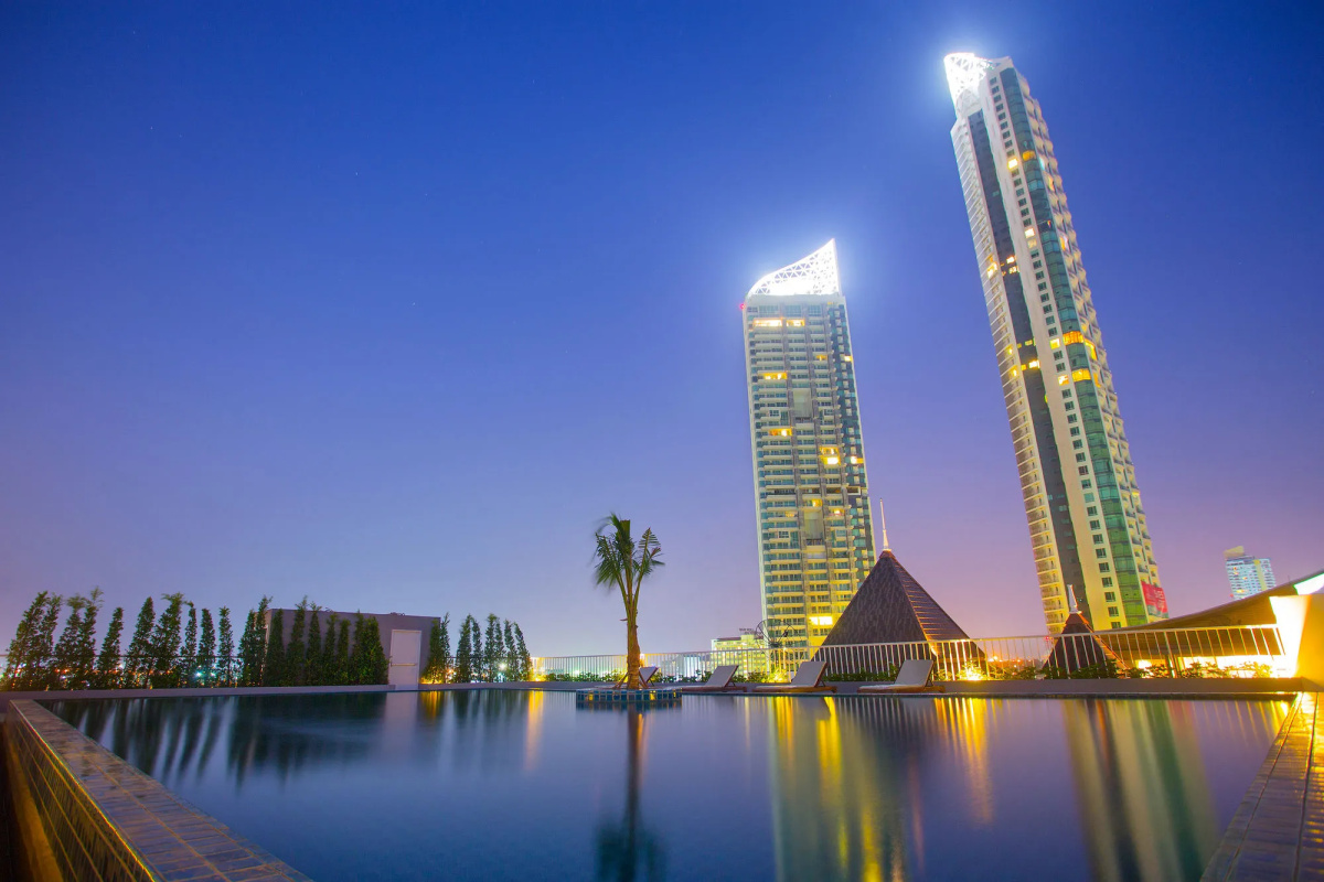 Rodina Beach Hotel