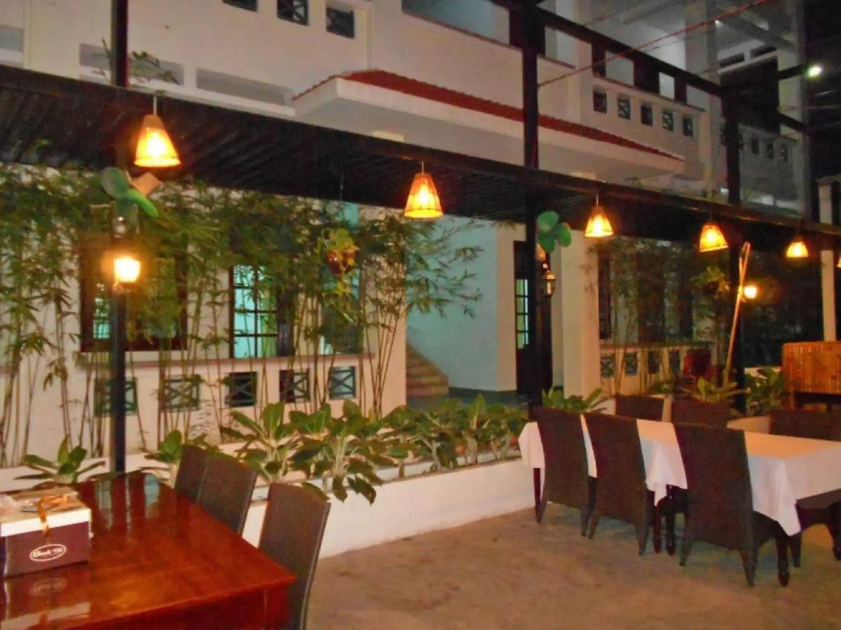 Tuyet Mai Hotel