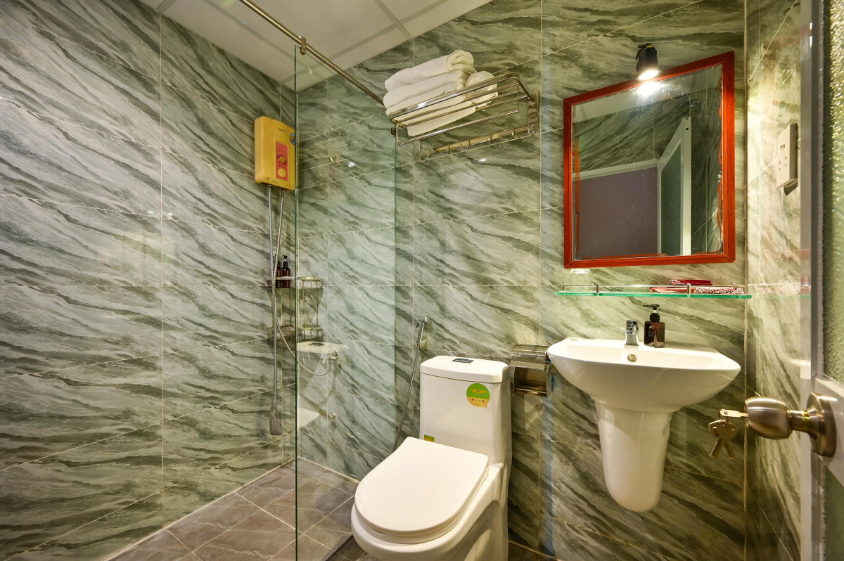 The Noble Swan Wood Park Hotel