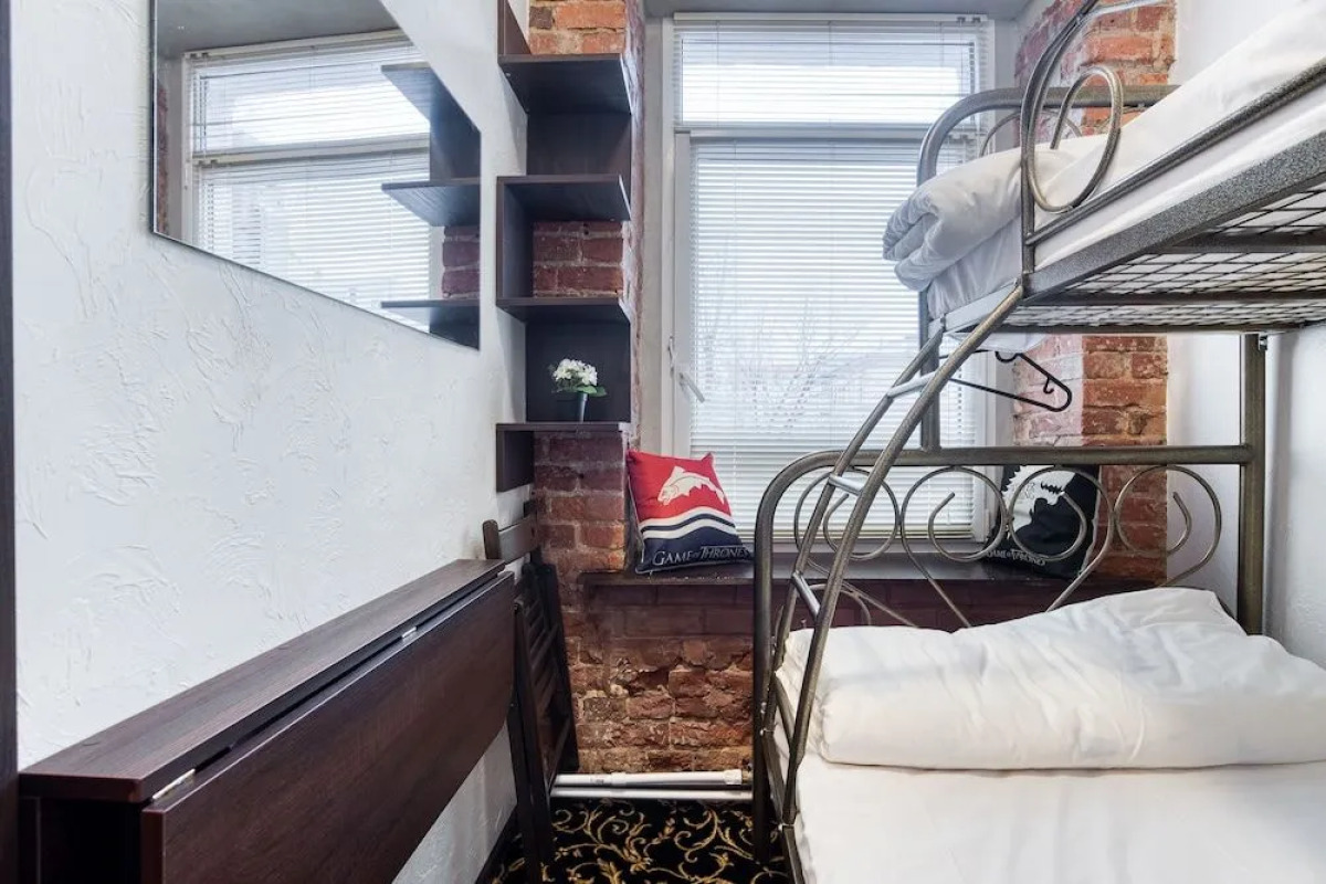 Winterfell on Mayakovskaya