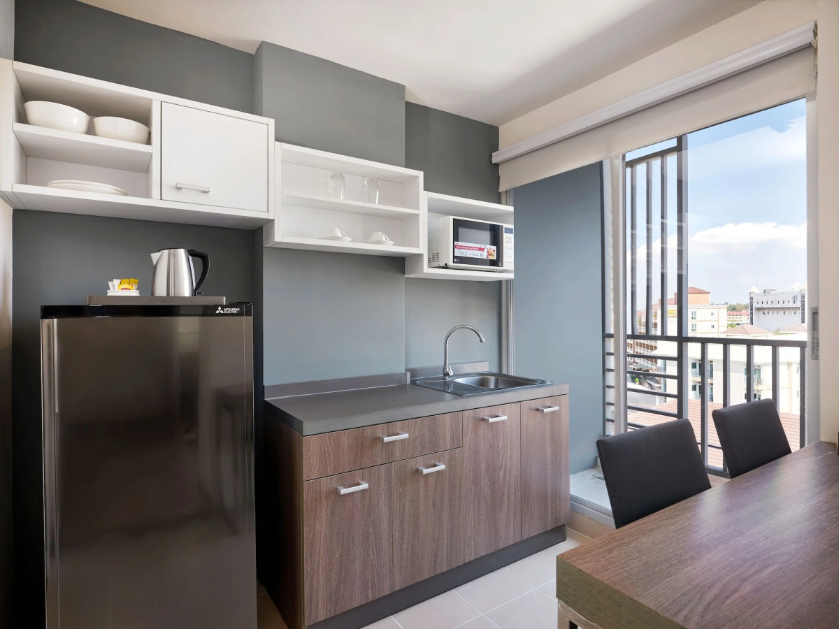 The Grass Serviced Suites by At Mind