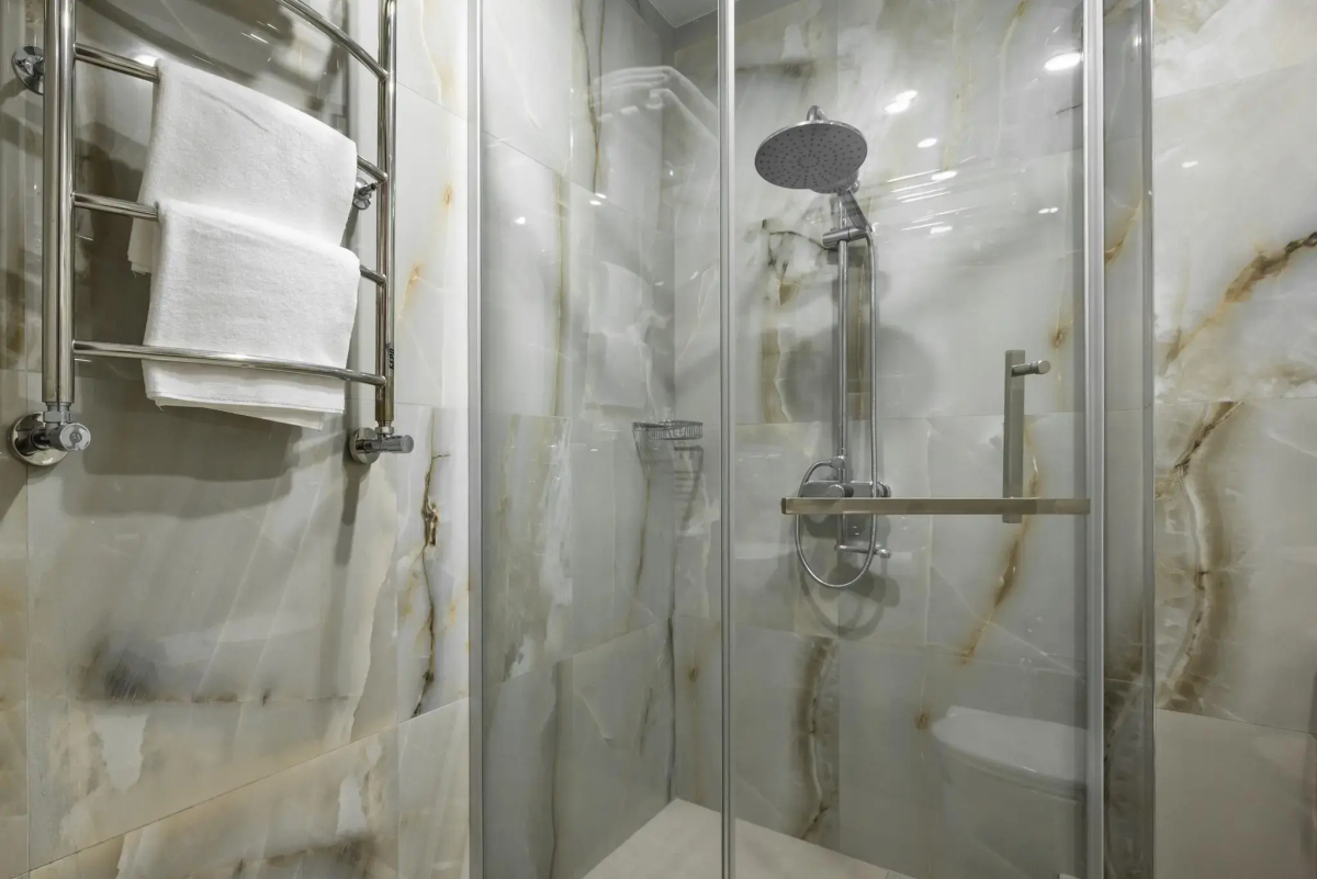 Hotel Leon (Леон)