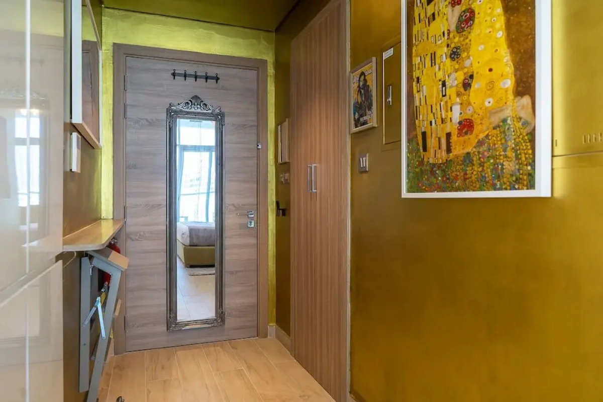 HiGuests - Studio One