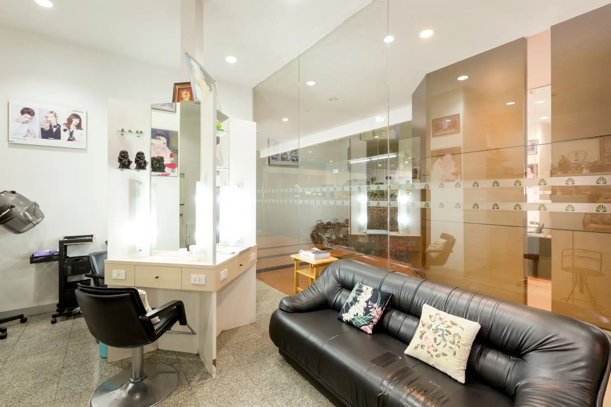 At115 by Rompo Mansion