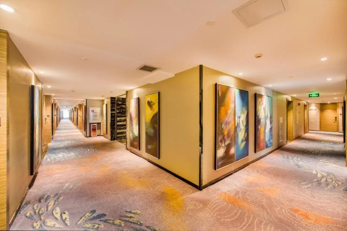 La Perle International Hotel - Free shuttle between hotel and Exhibition Center during Canton Fair & Exhibitor registration Counter