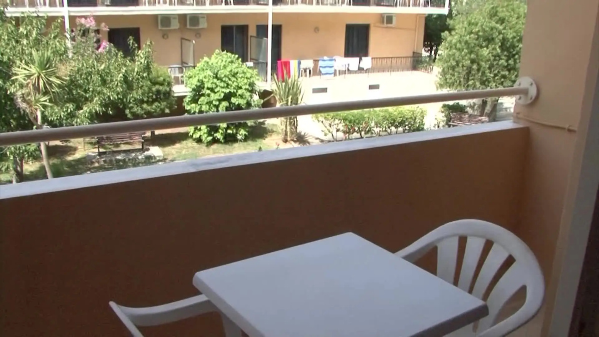 CNic Gemini Hotel
