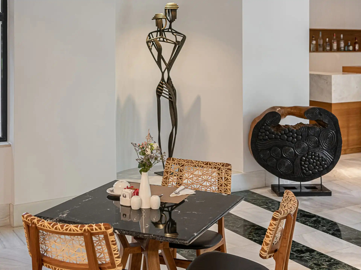 Avra City Boutique Hotel